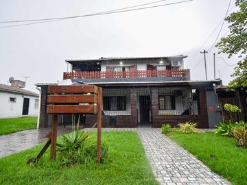 VENTA CASA 5 AMBIENTES EN PLAYA SERENA
