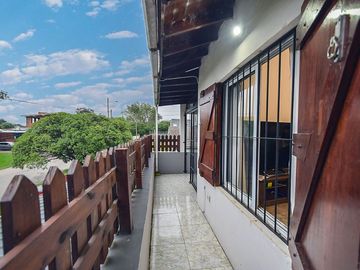 VENTA CASA 5 AMBIENTES EN PLAYA SERENA
