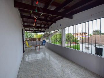 VENTA CASA 5 AMBIENTES EN PLAYA SERENA