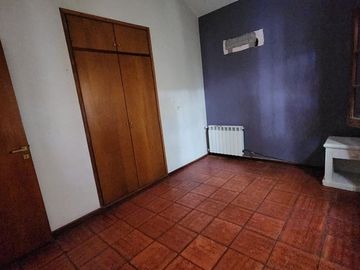 VENTA CASA 3 DORM CON PILETA EN VILLA ALLENDE GOLF