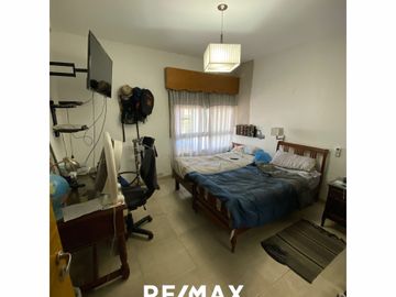Casa en Venta  Ubicación Residencial 7 ambientes.-