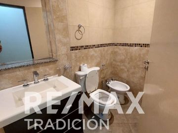 Venta Casa  Premium 4 Dormitorios. Resistencia