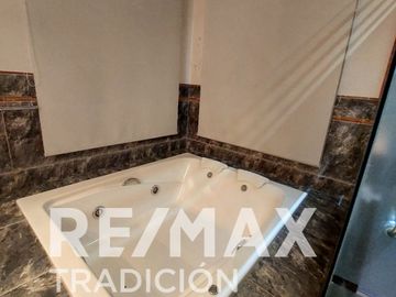 Venta Casa  Premium 4 Dormitorios. Resistencia