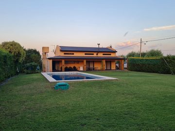 Casa quinta en venta en La Hermosura