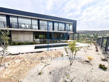 CASA NUEVA EN CONDOMINIO SEGURIDAD 24/7