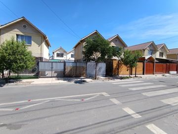 OPORTUNIDAD CASA CON FIANCIAMIENTO ESPECIAL