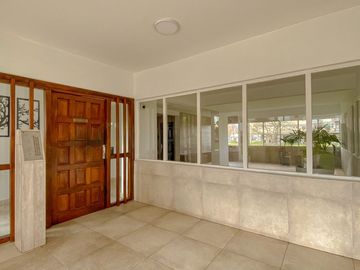 VENTA DEPARTAMENTO 3 AMBIENTES COCHERA SARMIENTO