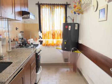 VENTA DEPARTAMENTO 3 AMBIENTES COCHERA SARMIENTO