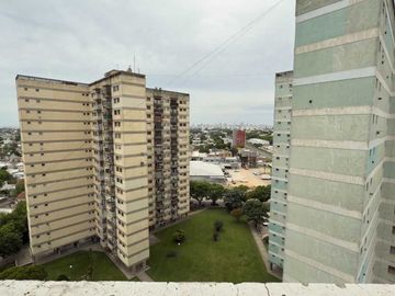 VENTA DEPARTAMENTO 3 AMBIENTES COCHERA SARMIENTO