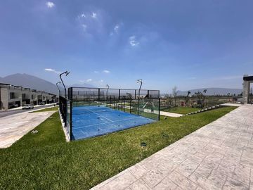 Venta de casas en dominio cumbres, arriba de avenida leones