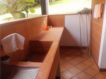 TM-450-Casa Campestre-Santa Elena-Vereda El Cerro