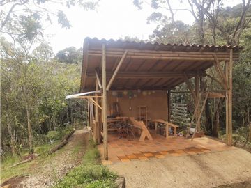 BCG- 441-Casa Campestre - Santa Elena-V. El Plan - S. La Morena
