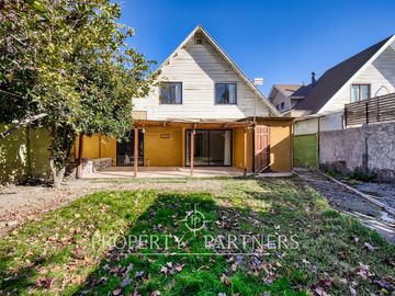 Oportunidad! Venta de casa en condominio la Arboleda 2, Peñalolén