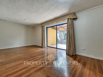 Oportunidad! Venta de casa en condominio la Arboleda 2, Peñalolén