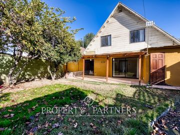 Oportunidad! Venta de casa en condominio la Arboleda 2, Peñalolén