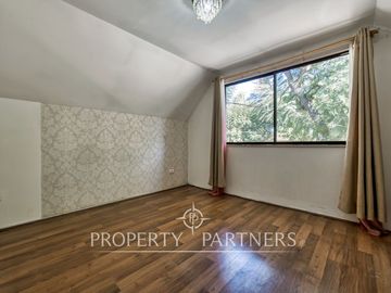 Oportunidad! Venta de casa en condominio la Arboleda 2, Peñalolén