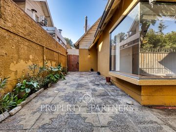 Oportunidad! Venta de casa en condominio la Arboleda 2, Peñalolén