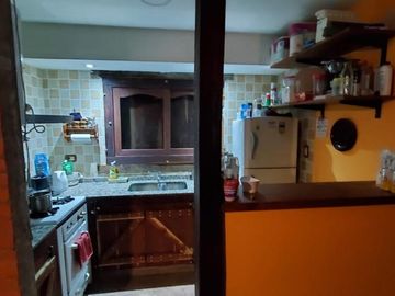 Hermosa casa sobre Industria 315, ciudad de Glew