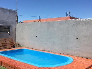 Monoambiente con amplio galpon en Barrio Santa Ana, Glew