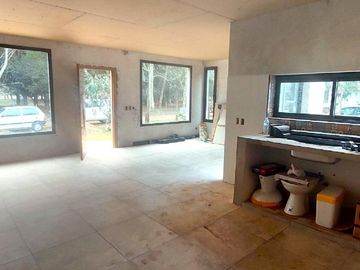 Casa a estrenar! Obra muy avanzada