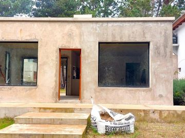 CASA A ESTRENAR BARRIO EL PINAR - CONSTRUCCION AVANZADA
