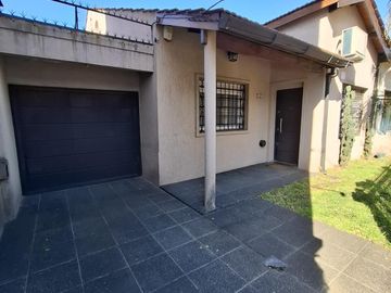 CHALET 4 AMB CON GARAGE Y PARQUE