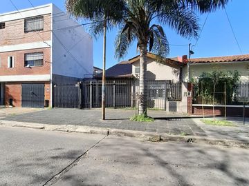 CHALET 4 AMB CON GARAGE Y PARQUE