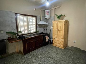 Excelente Casa a una cuadra de la estación de Glew.