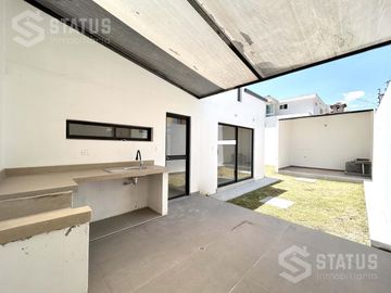 Venta de casa Sector Fajardo, dentro de Urbanización en las Haciendas