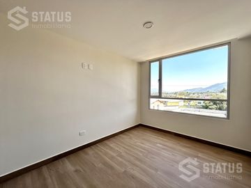 Se vende departamento con ubicación estratégica, 91 m², 3 dorm., 2 garajes, sector Capelo - $80.000