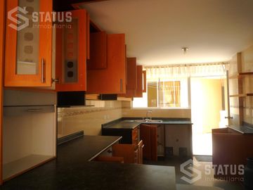 Venta de casa Sector Conocoto, cerca Santa María - Av. Ilaló