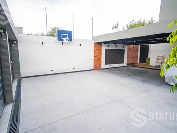 Vendo casa de lujo en urbanización, 750m², Capelo - $790.000