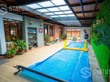 Vendo casa de lujo en urbanización, 750m², Capelo - $790.000