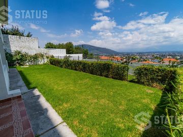 ¡Oportunidad! Vendo departamento a estrenar de 135 m² y amplio jardín La Armenia I $125.000