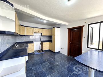 Renta de casa Sector Capelo, dentro de Urbanización.