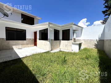 Renta de casa Sector Capelo, dentro de Urbanización.