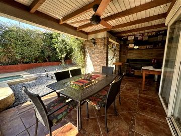 Casa en Venta en Quilin / Matías Cousiño