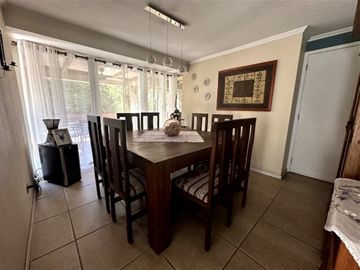 Casa en Venta en Quilin / Matías Cousiño