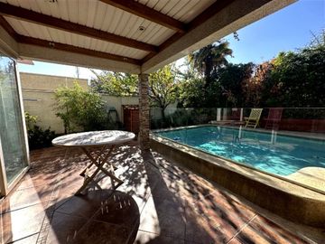 Casa en Venta en Quilin / Matías Cousiño