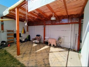 Casa en Condominio Los Castaños, Buin 3D 3B Terraza y Patio.