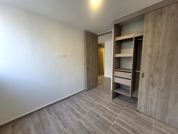 VENDO EN CIUDAD MALLORQUIN CONJUNTO AMORE