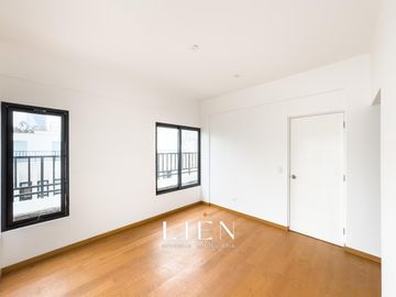 Dúplex con Terraza, Ascensor Directo y Acabados Premium – San Isidro Límite con Miraflores