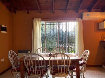 Casa en venta con 2 dormitorios apta crédito con pileta en Valle Verde, Luján.