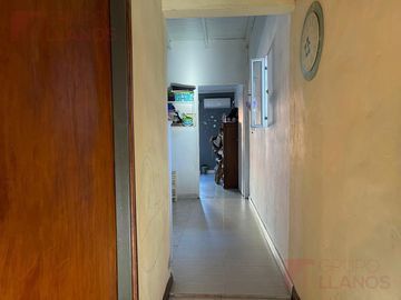 Casa en venta con 2 dormitorios apta crédito con pileta en Valle Verde, Luján.