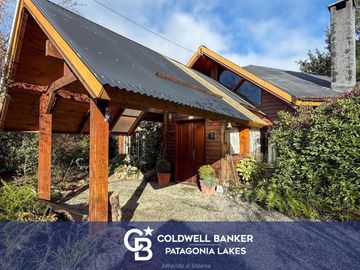 Venta Casa 227 m2 Lote 1000 m2 Lomas del Correntoso Villa la Angostura