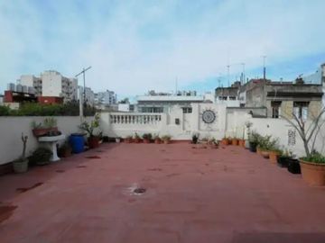 PH en  4 AMBIENTES C/QUINCHO PARRILLA TERRAZA EN BALVANERA