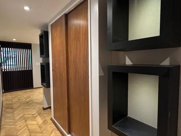 Departamento en venta 4 ambientes más playroom, cochera, reciclado full. Las Cañitas