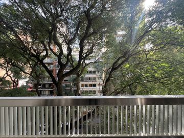 Departamento en venta 4 ambientes más playroom, cochera, reciclado full. Las Cañitas
