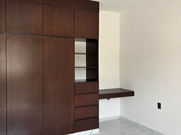 SE VENDE CASA A 3 CUADRAS DE VIA MUERTA