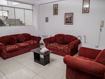 PROPIEDAD COMERCIAL EN VENTA – AV. JORGE BASADRE, TACNA
